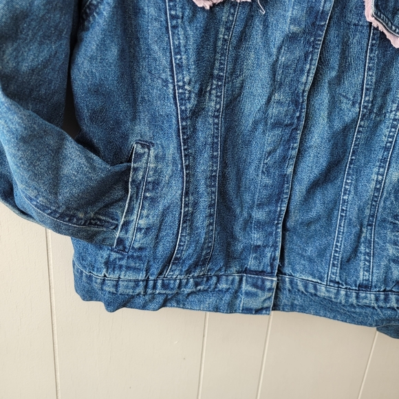 Vintage 90s Jean Jacket Snap Closure Pink Fringe Pockets - Picture 3 of 15